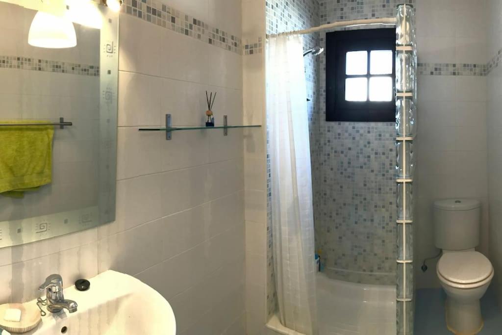 Boutique Style Apartment In Velez De Benaudalla - Near Salobrena Vélez de Benaudalla Exterior foto